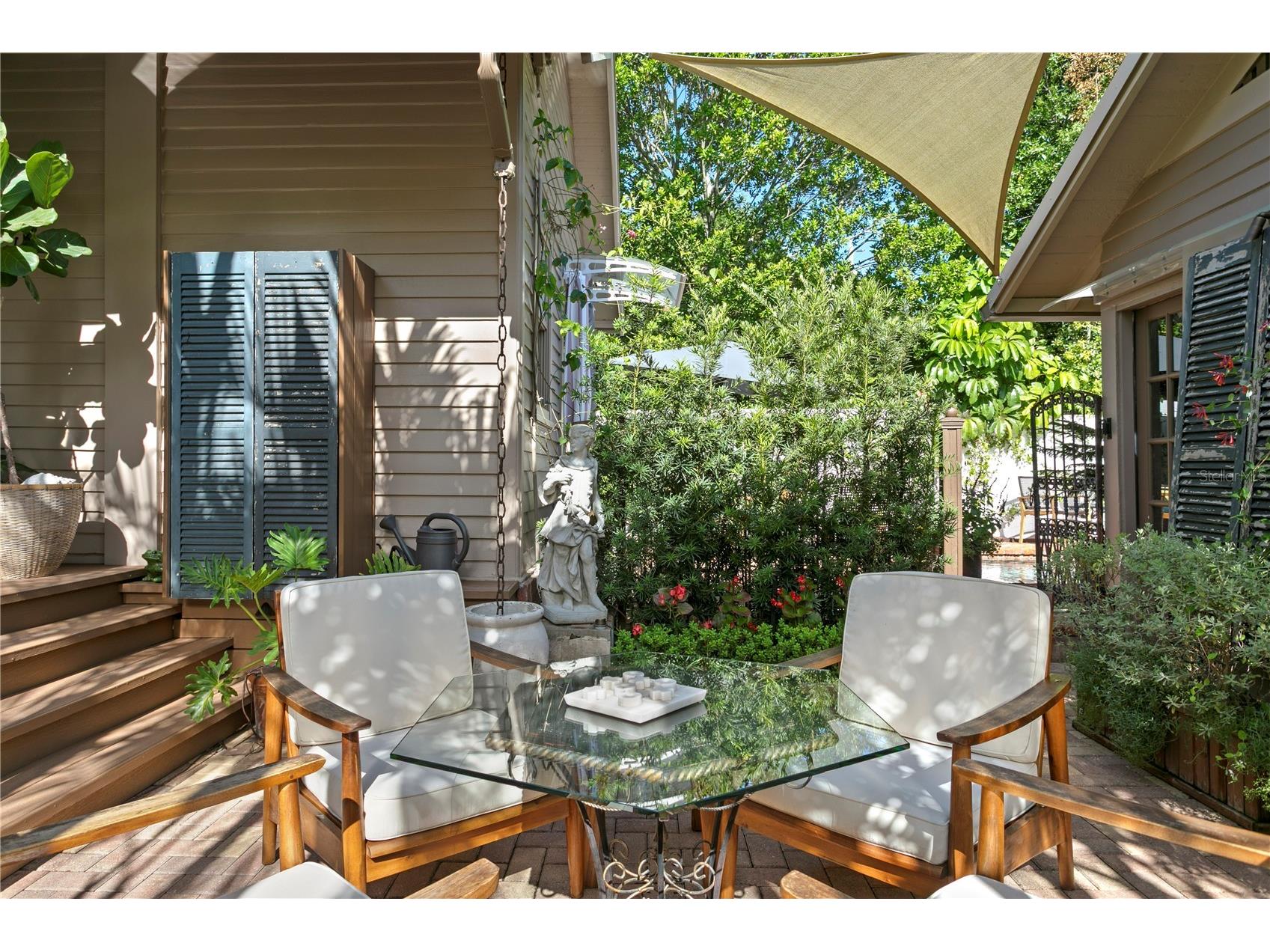 161 15th Avenue NE Saint Petersburg FL 33704 TB8509698 image40