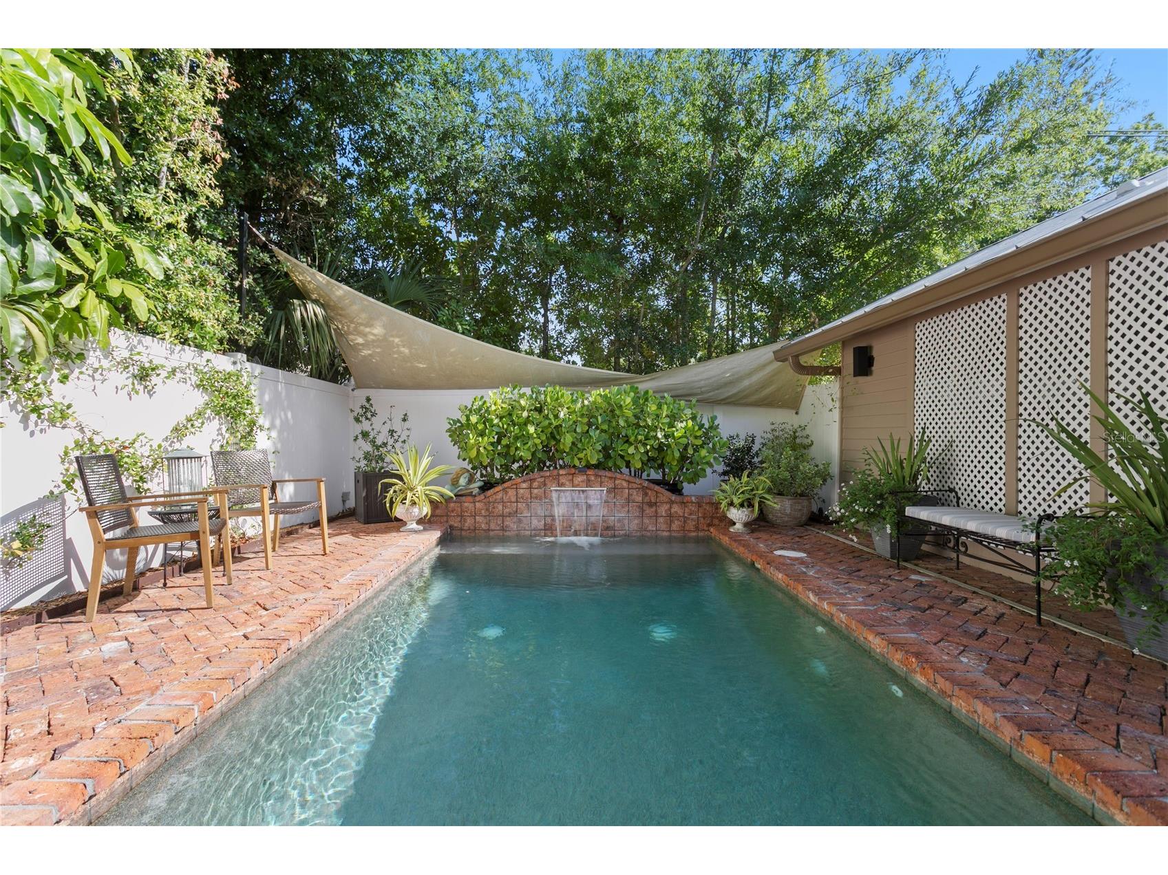 161 15th Avenue NE Saint Petersburg FL 33704 TB8509698 image47