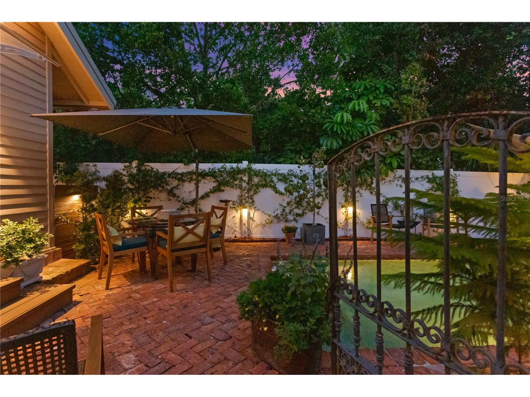 161 15th Avenue NE Saint Petersburg FL 33704 TB8509698 image60