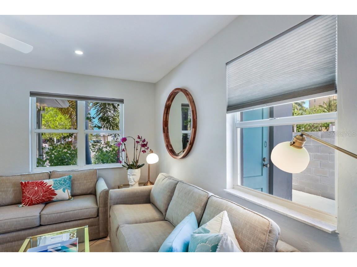 161 Golden Gate Point #1 Sarasota FL 34236 A4654483 image16