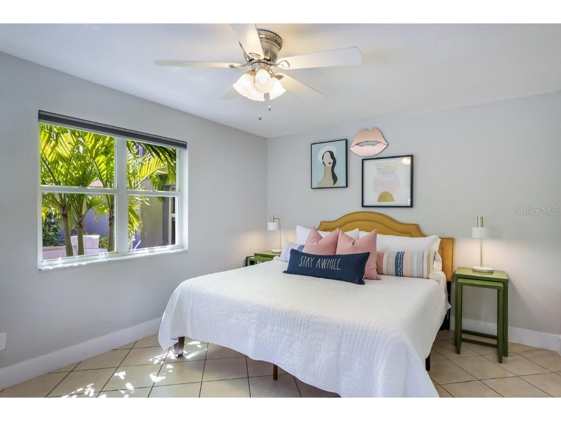 161 Golden Gate Point #1 Sarasota FL 34236 A4654483 image27