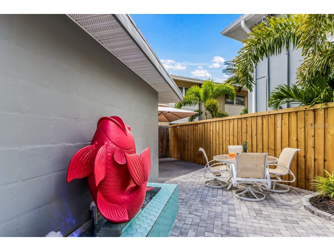 161 Golden Gate Point #1 Sarasota FL 34236 A4654483 image28