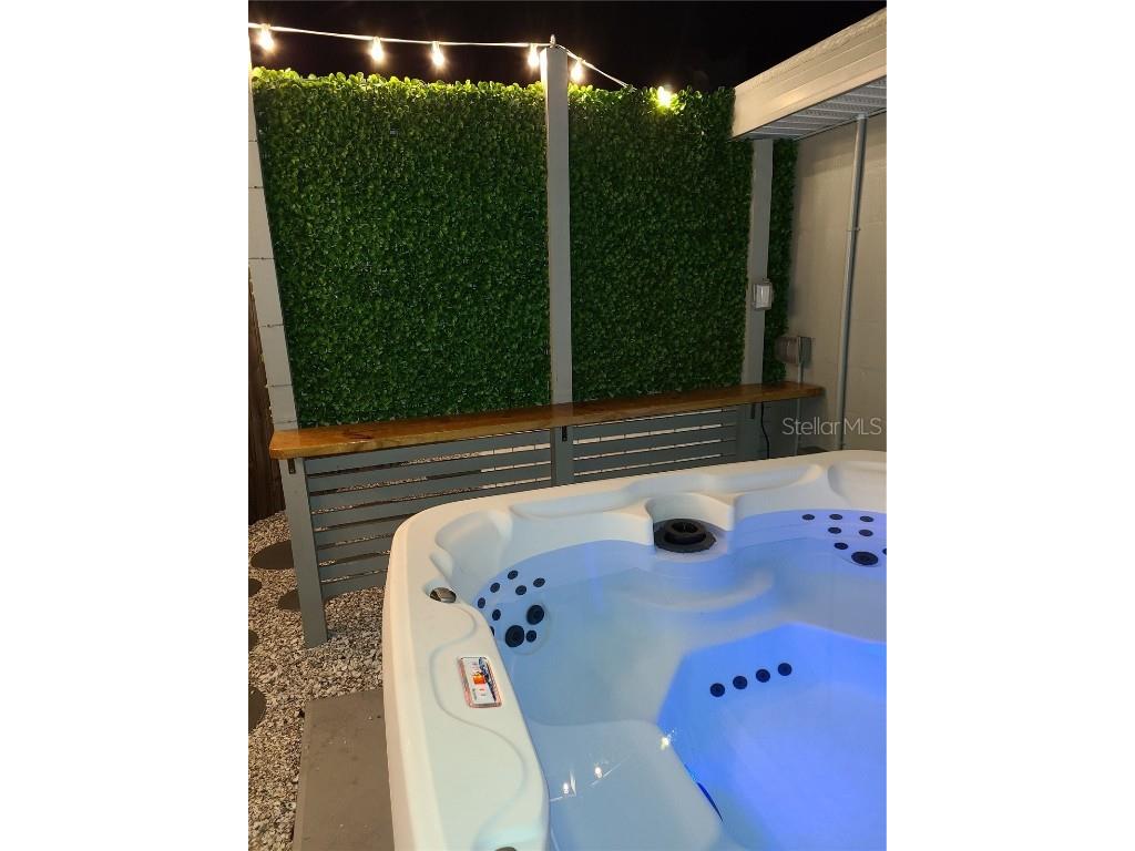 161 Golden Gate Point #1 Sarasota FL 34236 A4654483 image42