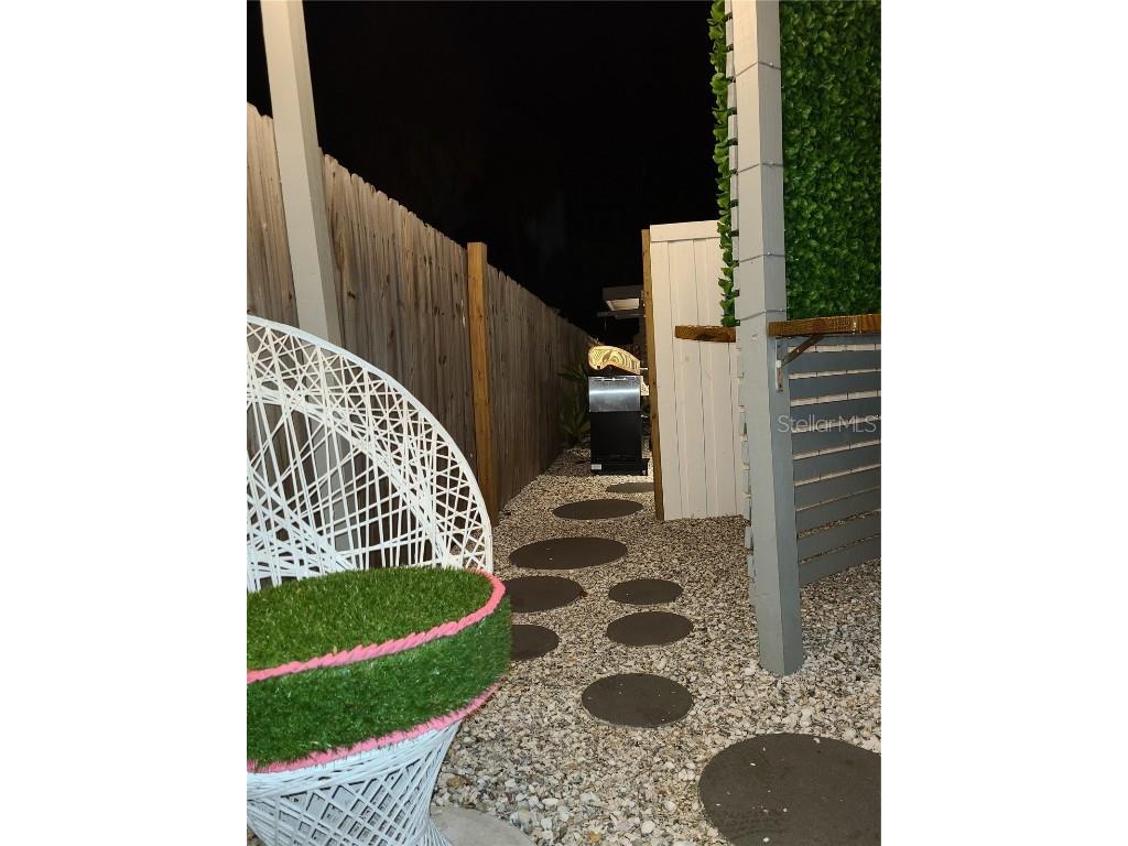 161 Golden Gate Point #1 Sarasota FL 34236 A4654483 image43