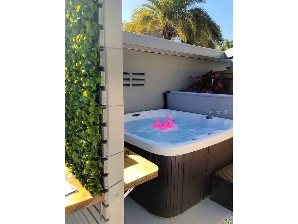 161 Golden Gate Point #1 Sarasota FL 34236 A4654483 image59