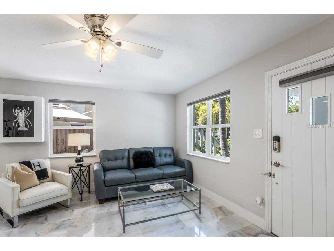 161 Golden Gate Point #4 Sarasota FL 34236 A4654481 image15