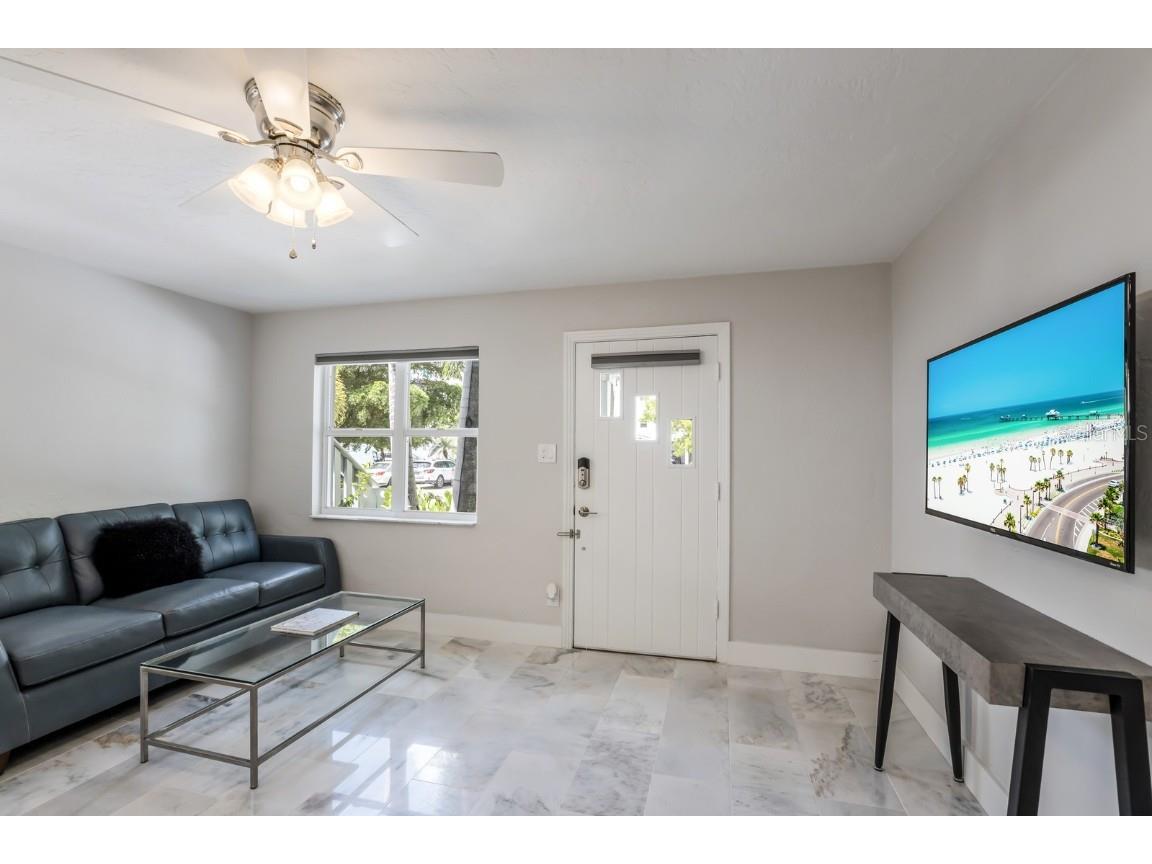 161 Golden Gate Point #4 Sarasota FL 34236 A4654481 image16