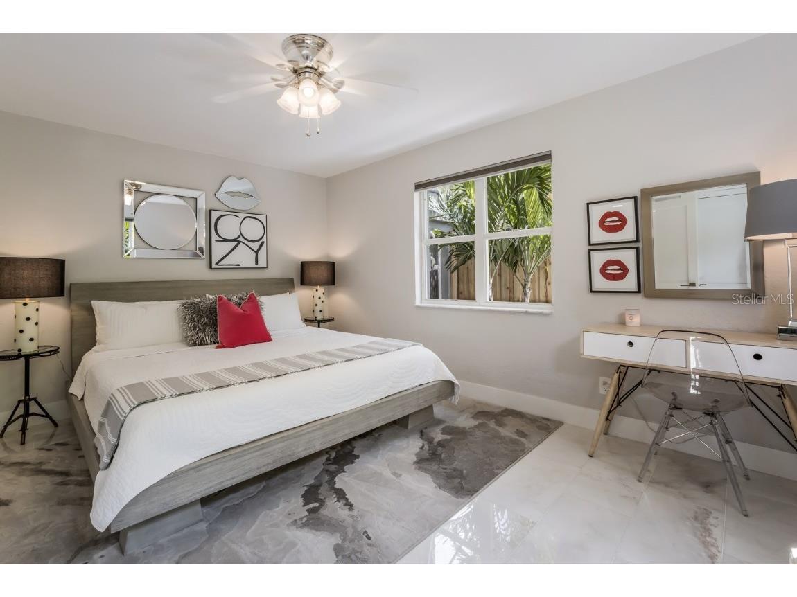 161 Golden Gate Point #4 Sarasota FL 34236 A4654481 image21