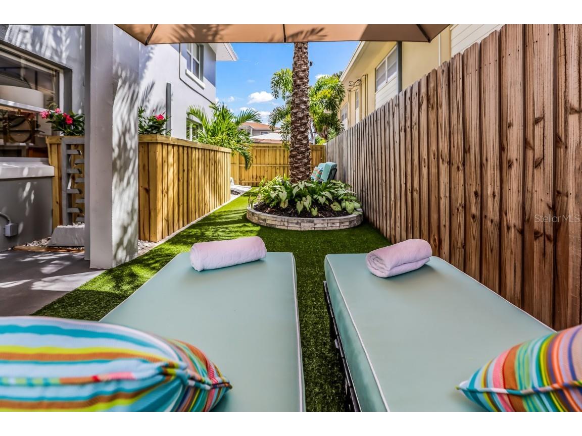 161 Golden Gate Point #4 Sarasota FL 34236 A4654481 image27