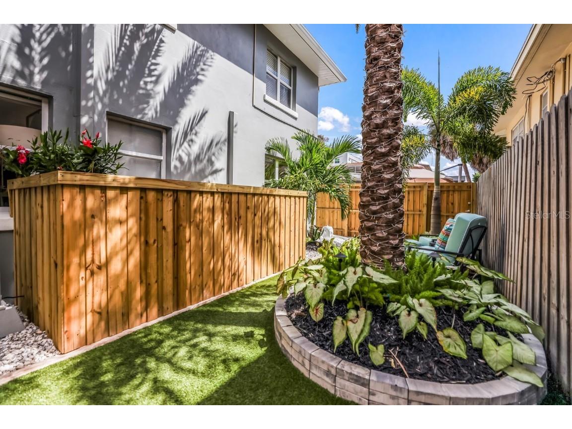 161 Golden Gate Point #4 Sarasota FL 34236 A4654481 image28