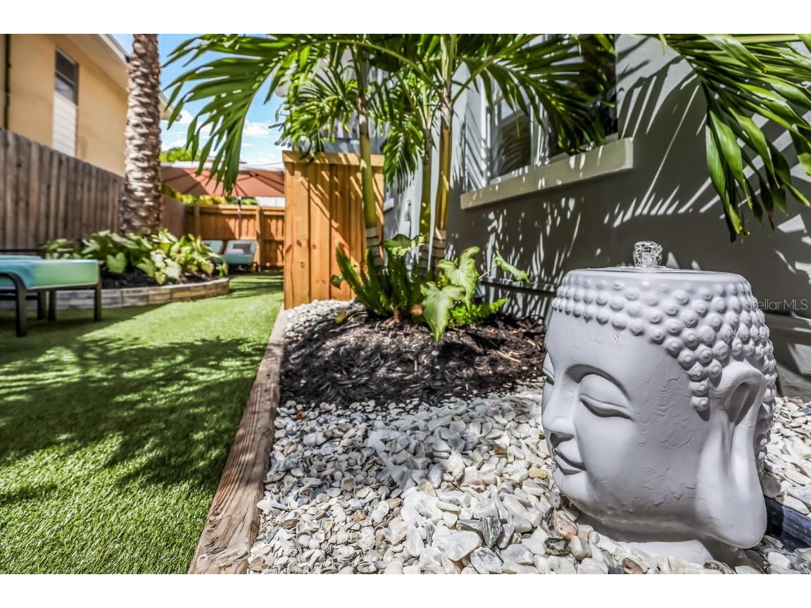 161 Golden Gate Point #4 Sarasota FL 34236 A4654481 image31