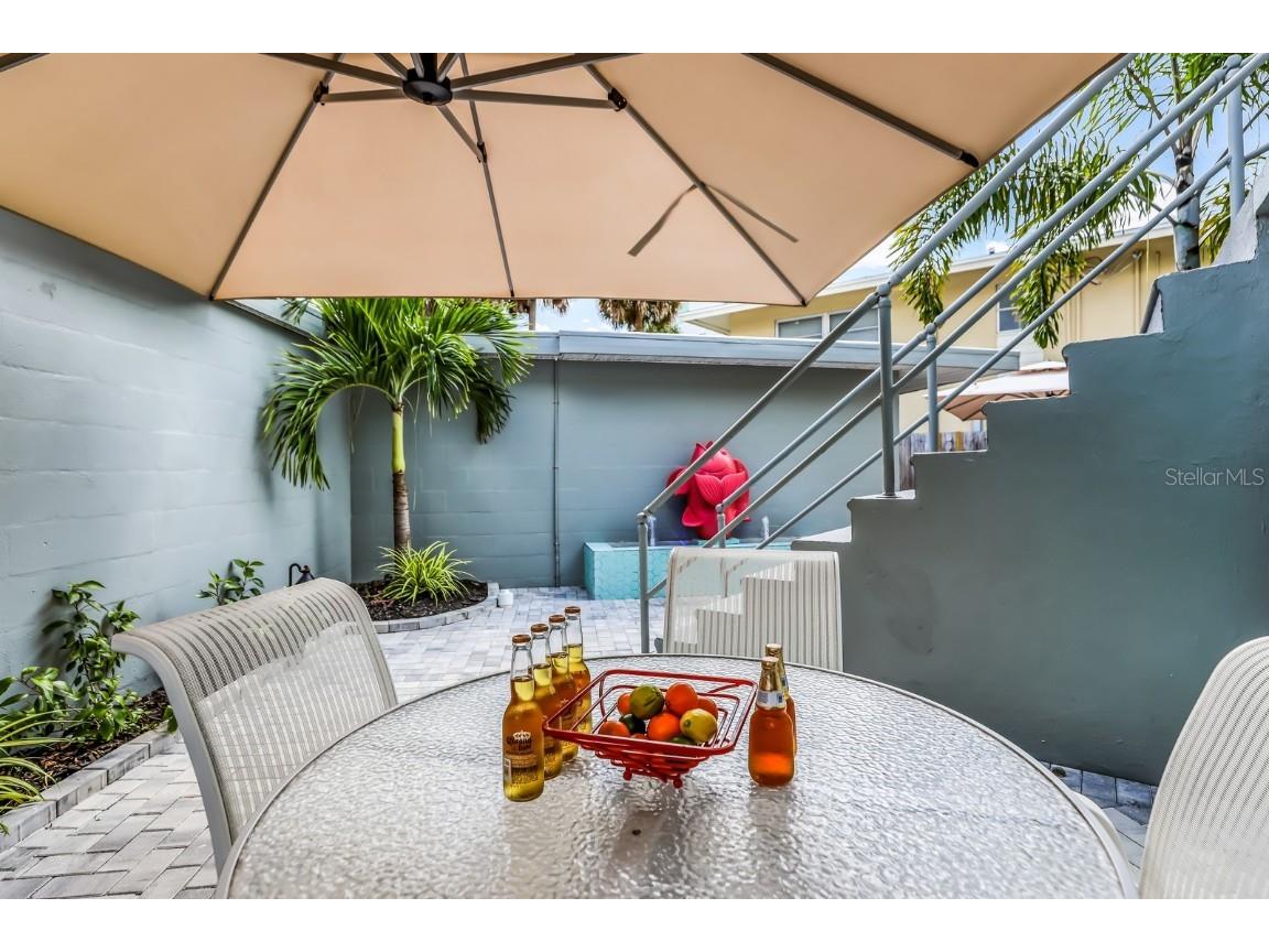 161 Golden Gate Point #4 Sarasota FL 34236 A4654481 image37