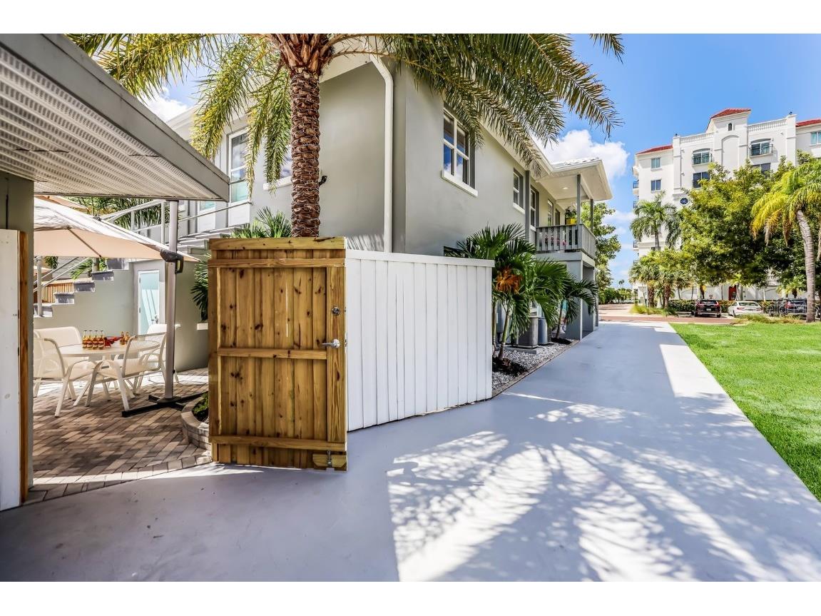 161 Golden Gate Point #4 Sarasota FL 34236 A4654481 image47