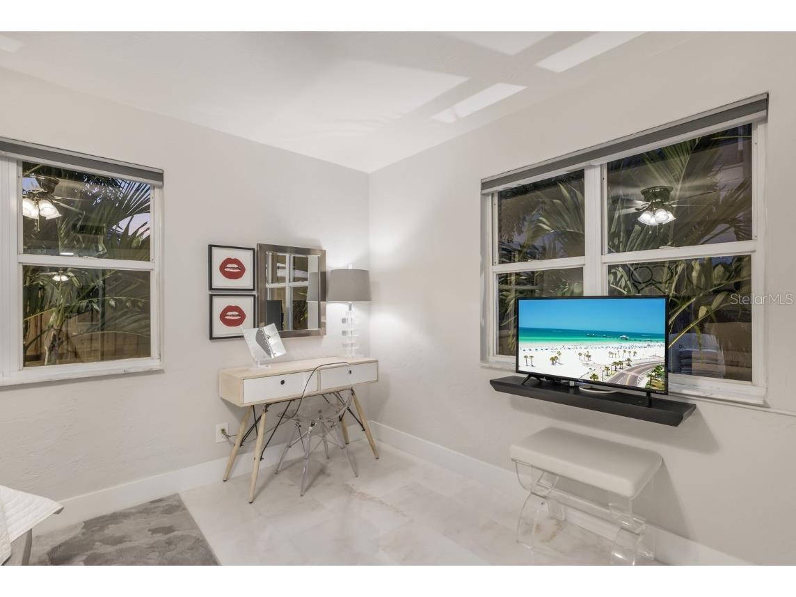 161 Golden Gate Point #4 Sarasota FL 34236 A4654481 image58