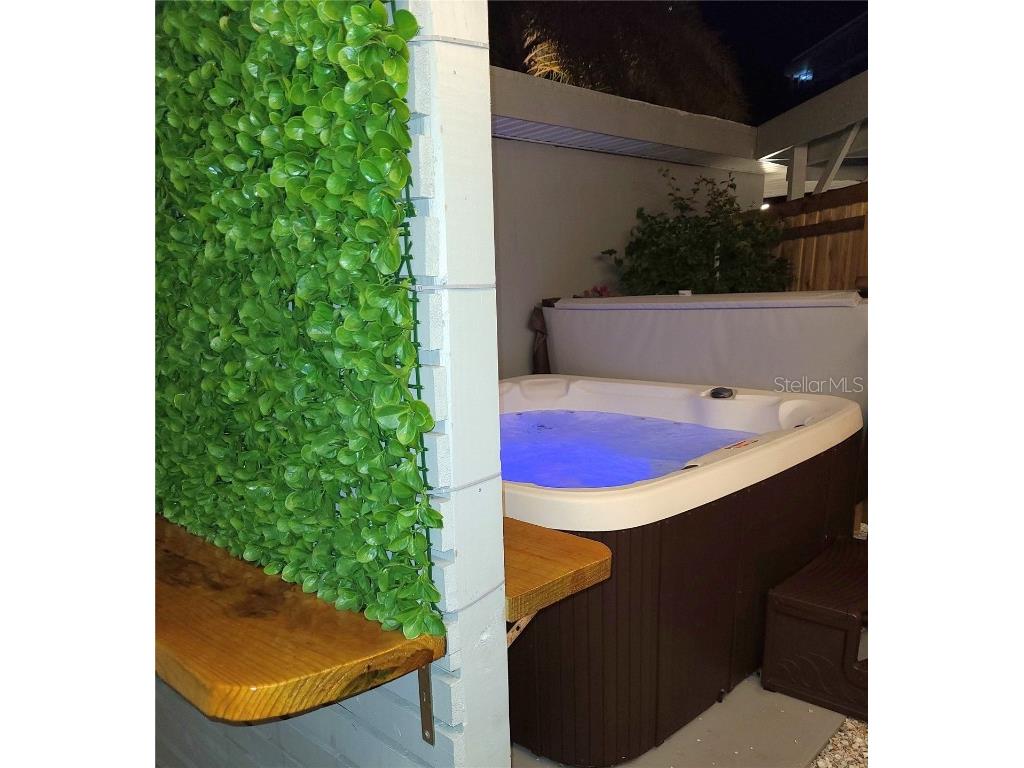 161 Golden Gate Point #4 Sarasota FL 34236 A4654481 image61