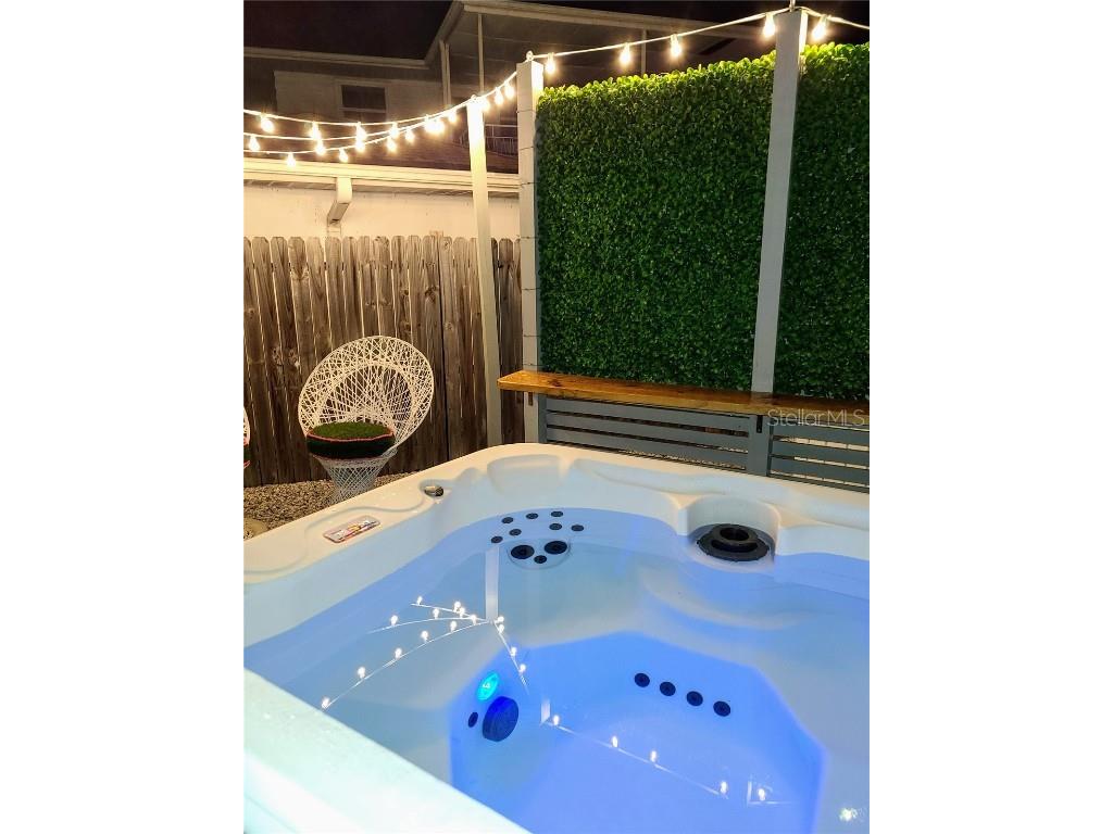 161 Golden Gate Point #4 Sarasota FL 34236 A4654481 image63