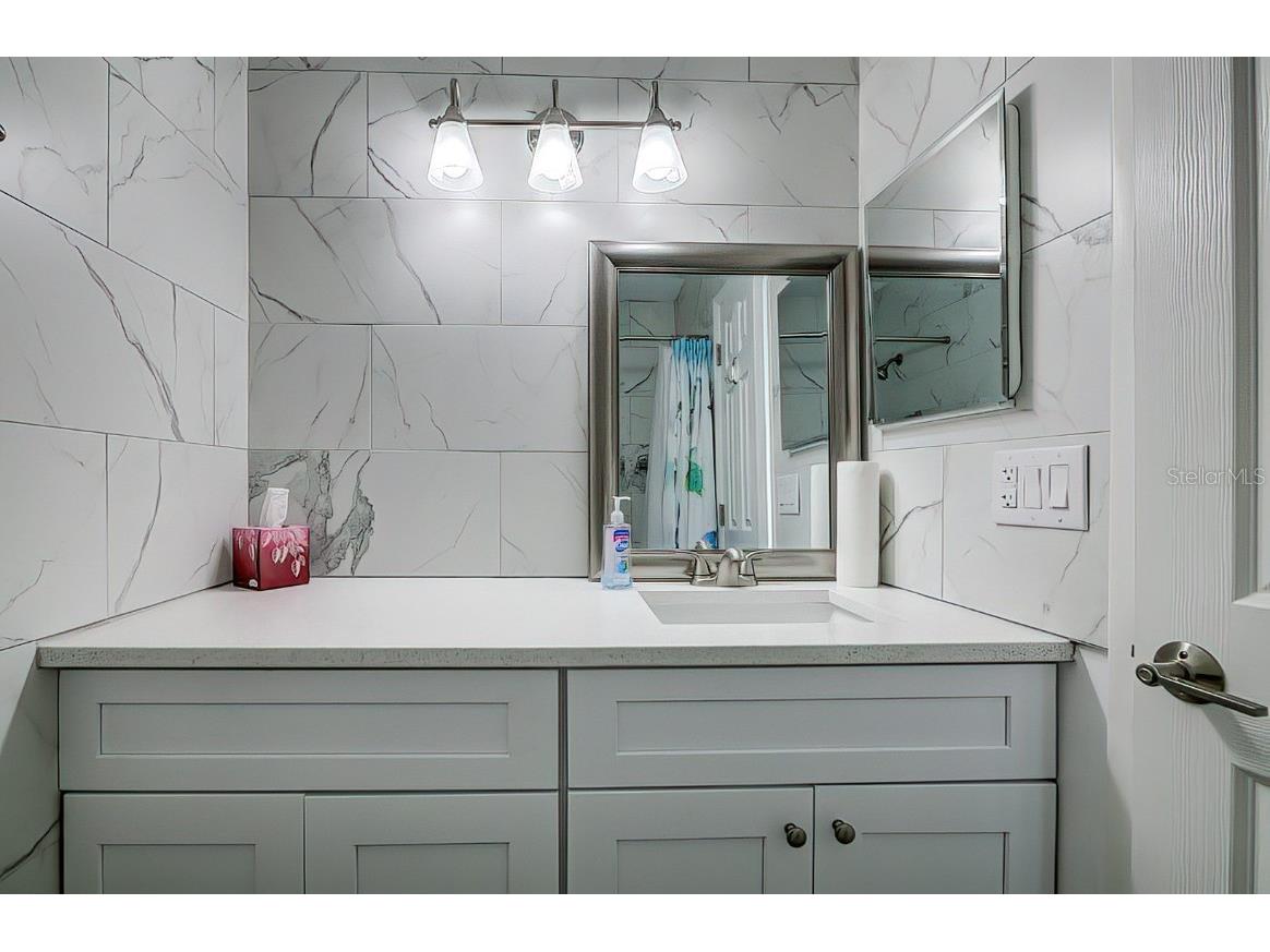 161 Medallion Boulevard #E Madeira Beach FL 33708 TB8434611 image11