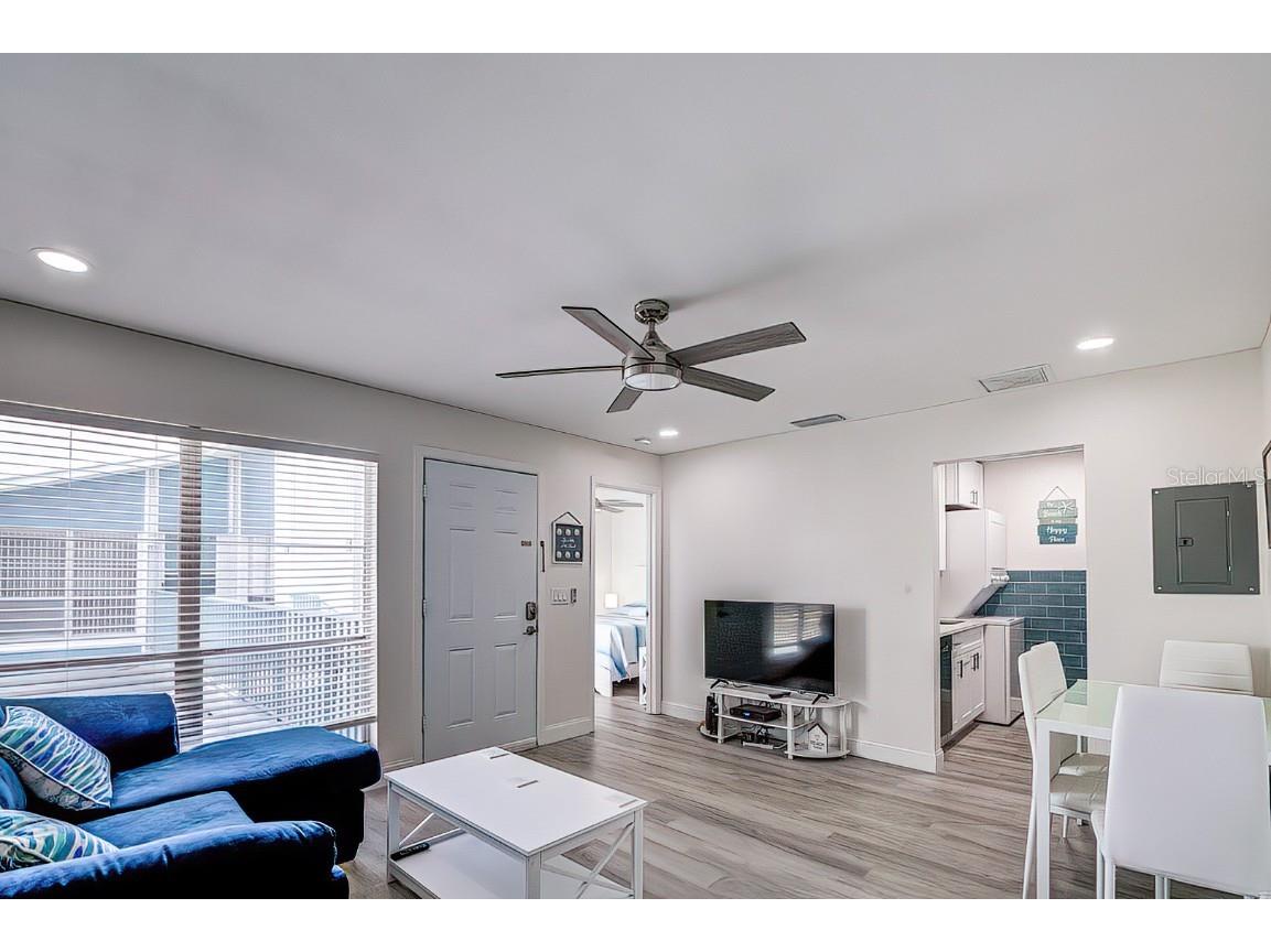 161 Medallion Boulevard #E Madeira Beach FL 33708 TB8434611 image8