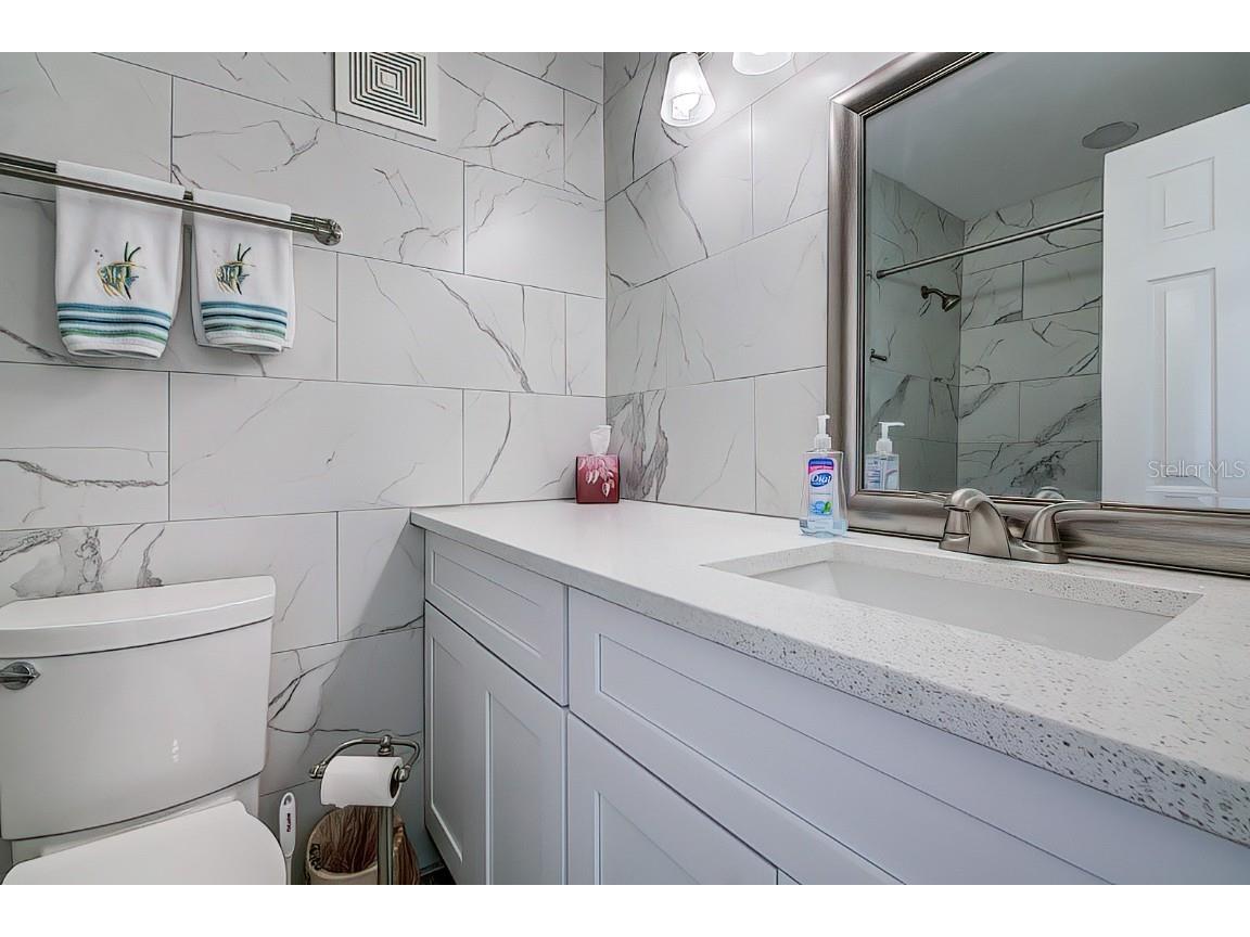 161 Medallion Boulevard #E Madeira Beach FL 33708 TB8434611 image9