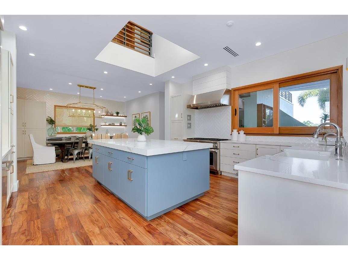 161 S Polk Drive Sarasota FL 34236 A4672276 image10