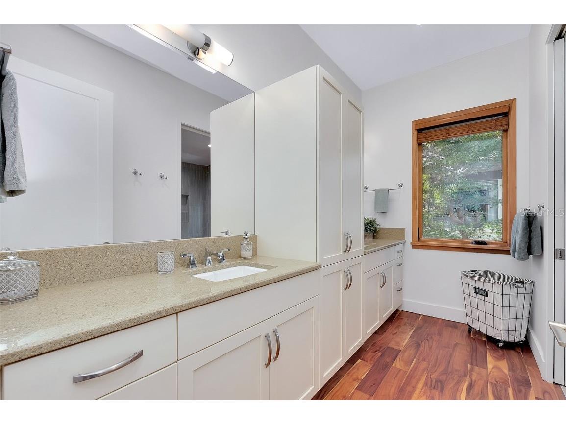 161 S Polk Drive Sarasota FL 34236 A4672276 image40