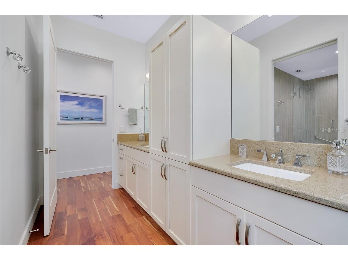 161 S Polk Drive Sarasota FL 34236 A4672276 image42