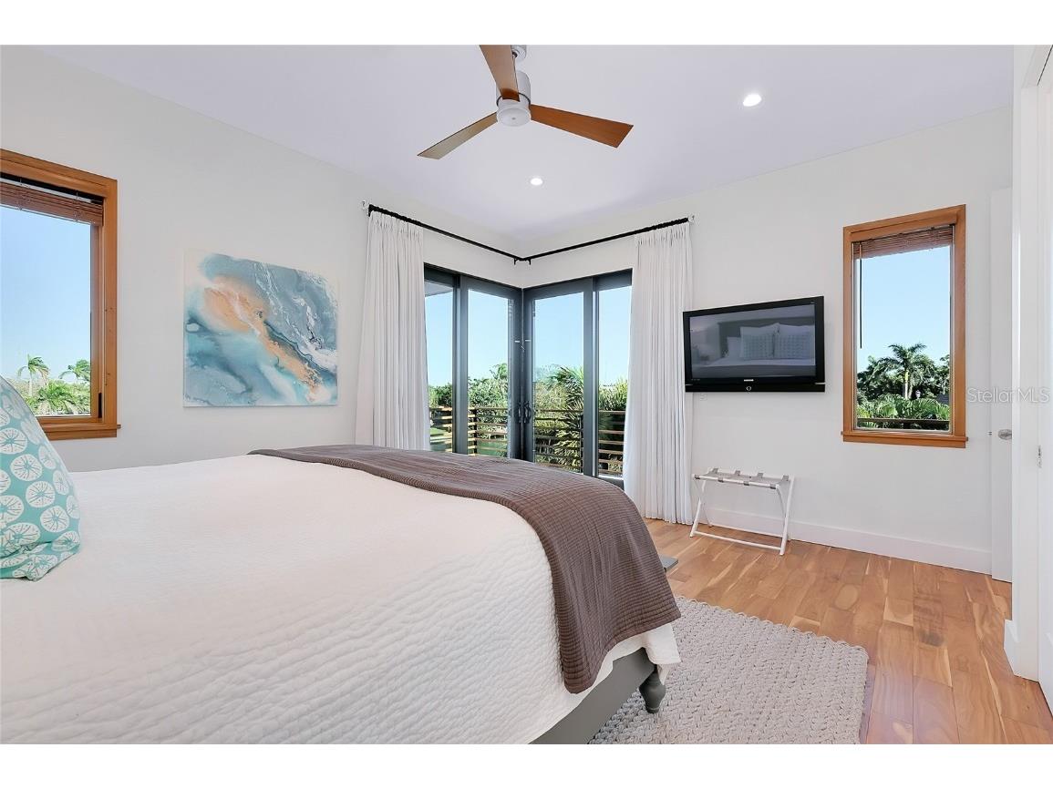 161 S Polk Drive Sarasota FL 34236 A4672276 image44