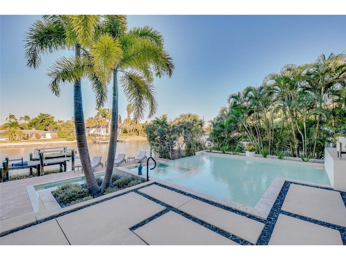 161 S Polk Drive Sarasota FL 34236 A4672276 image54