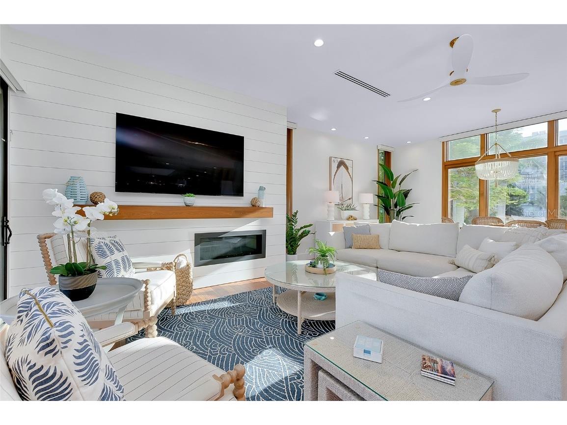 161 S Polk Drive Sarasota FL 34236 A4672276 image8