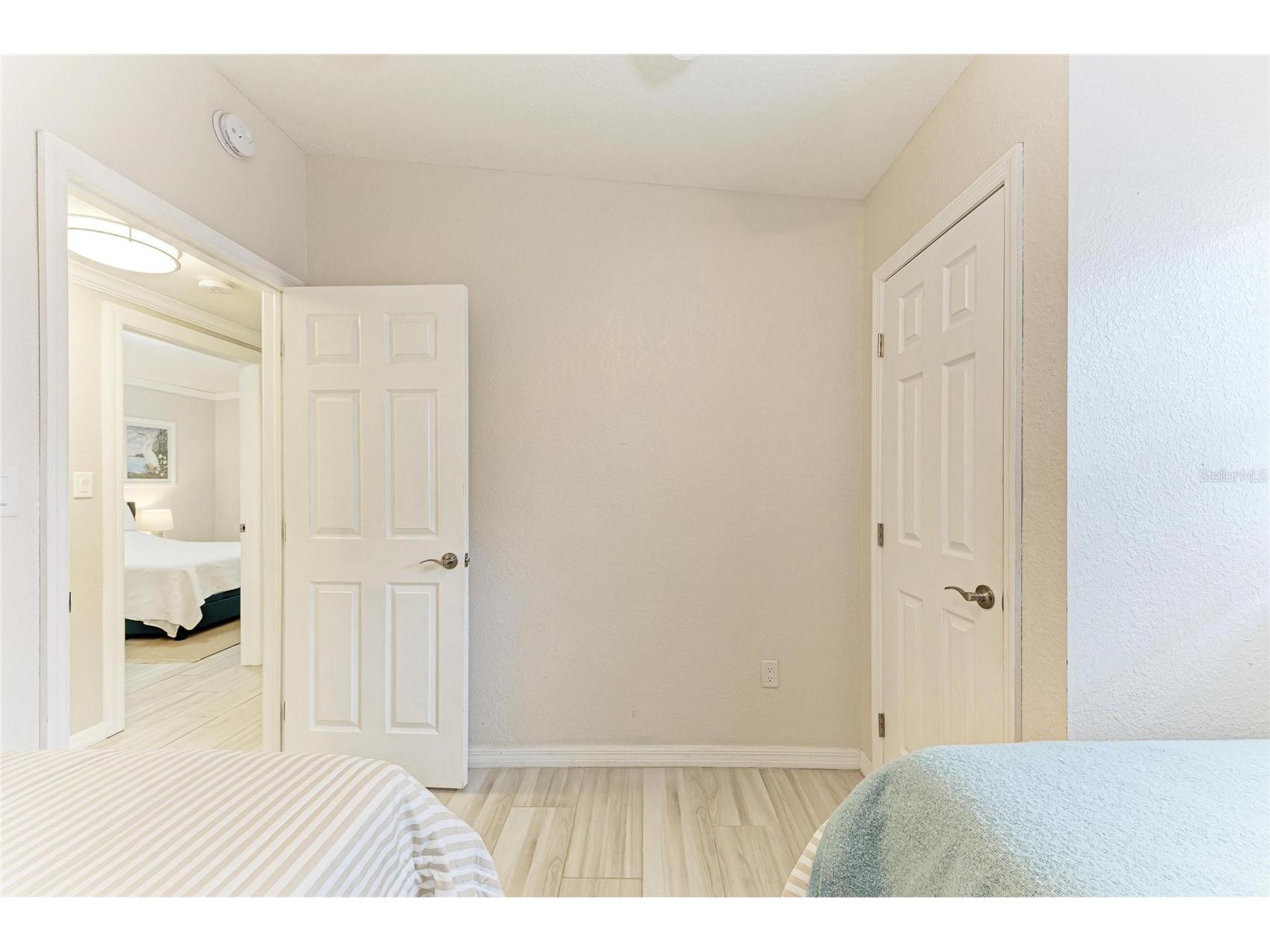 161 Suntan Avenue Sarasota FL 34237 A4696666 image23