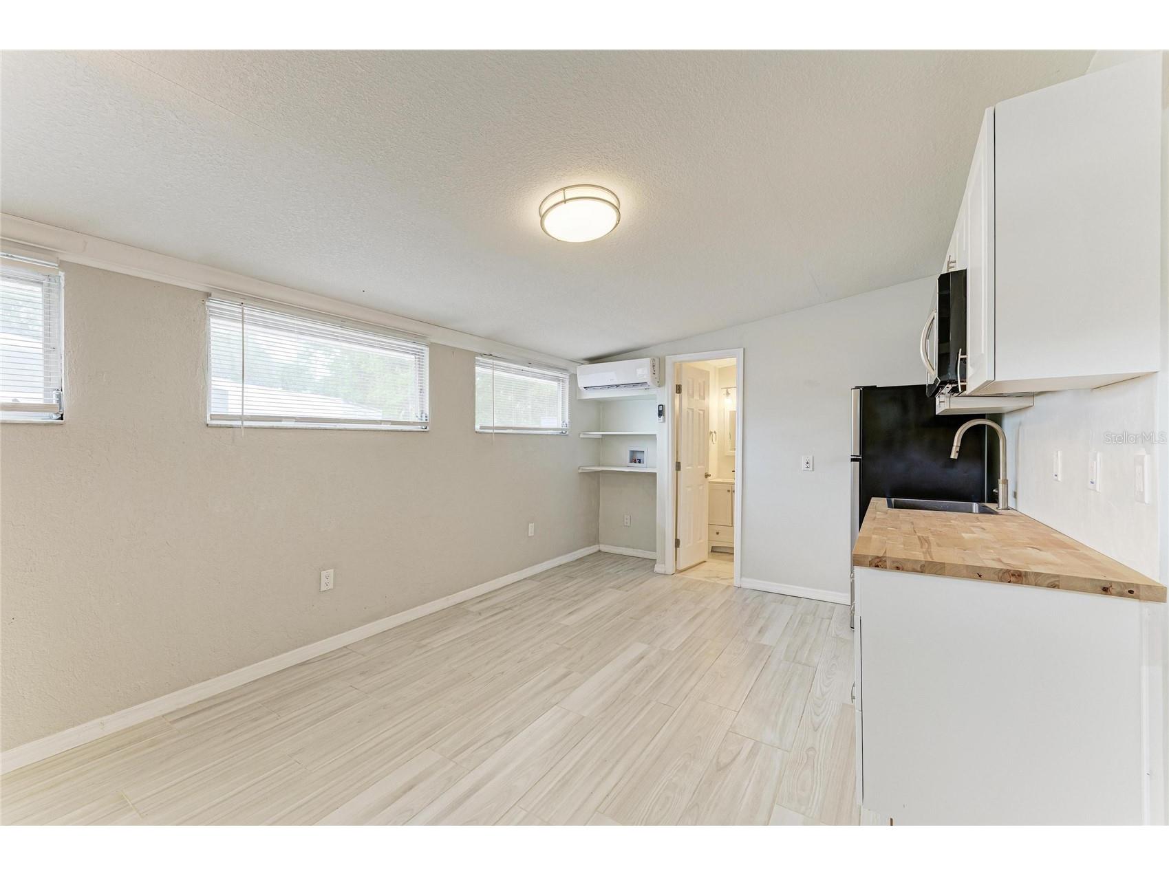161 Suntan Avenue Sarasota FL 34237 A4696666 image29