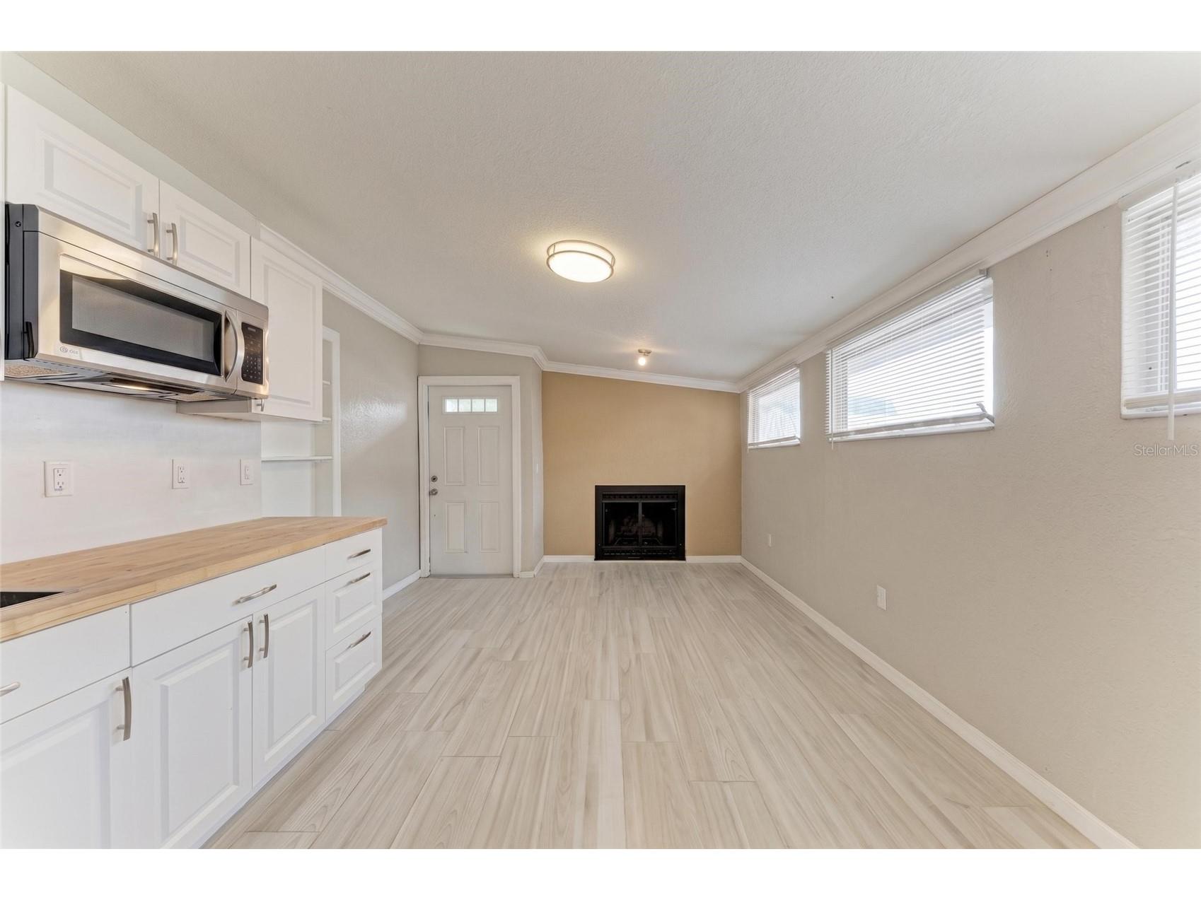 161 Suntan Avenue Sarasota FL 34237 A4696666 image32
