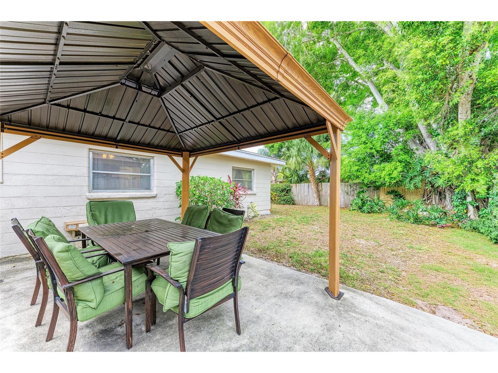 161 Suntan Avenue Sarasota FL 34237 A4696666 image36