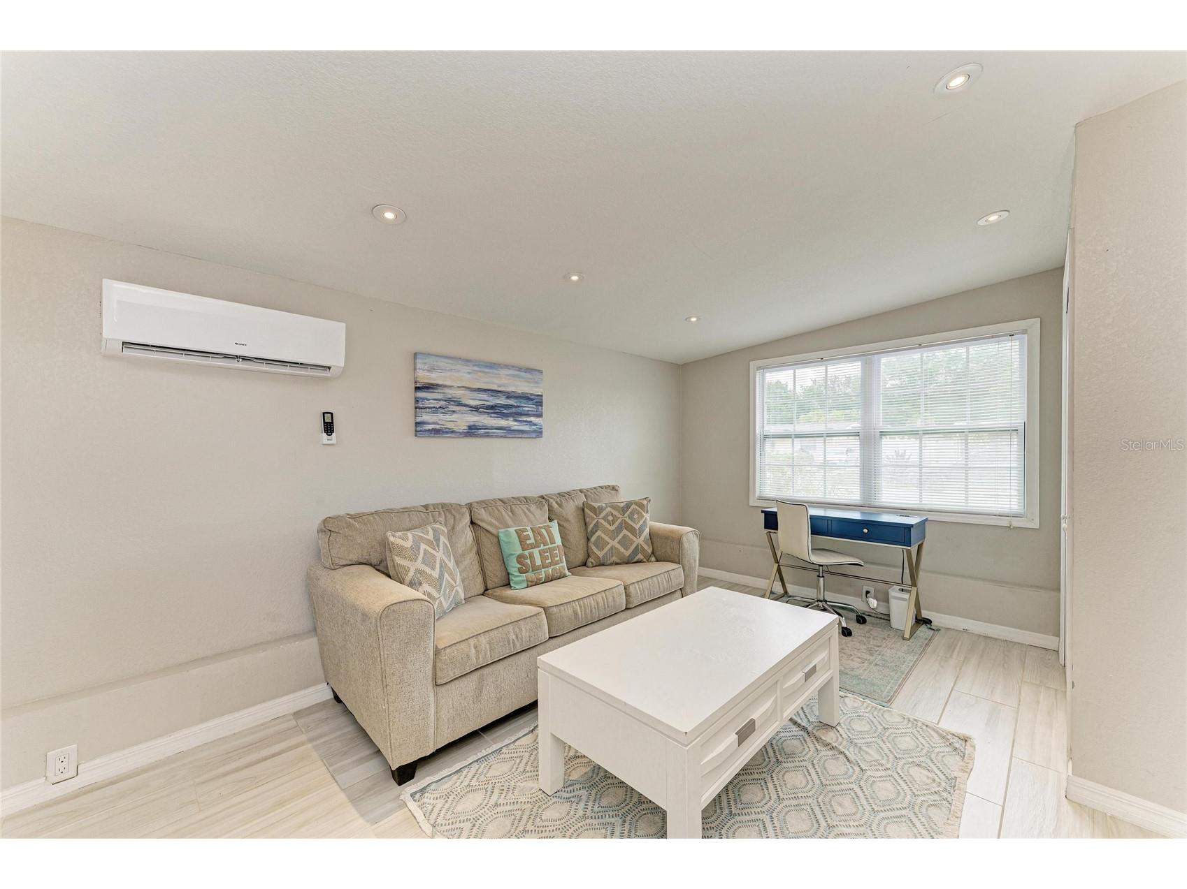 161 Suntan Avenue Sarasota FL 34237 A4696666 image6