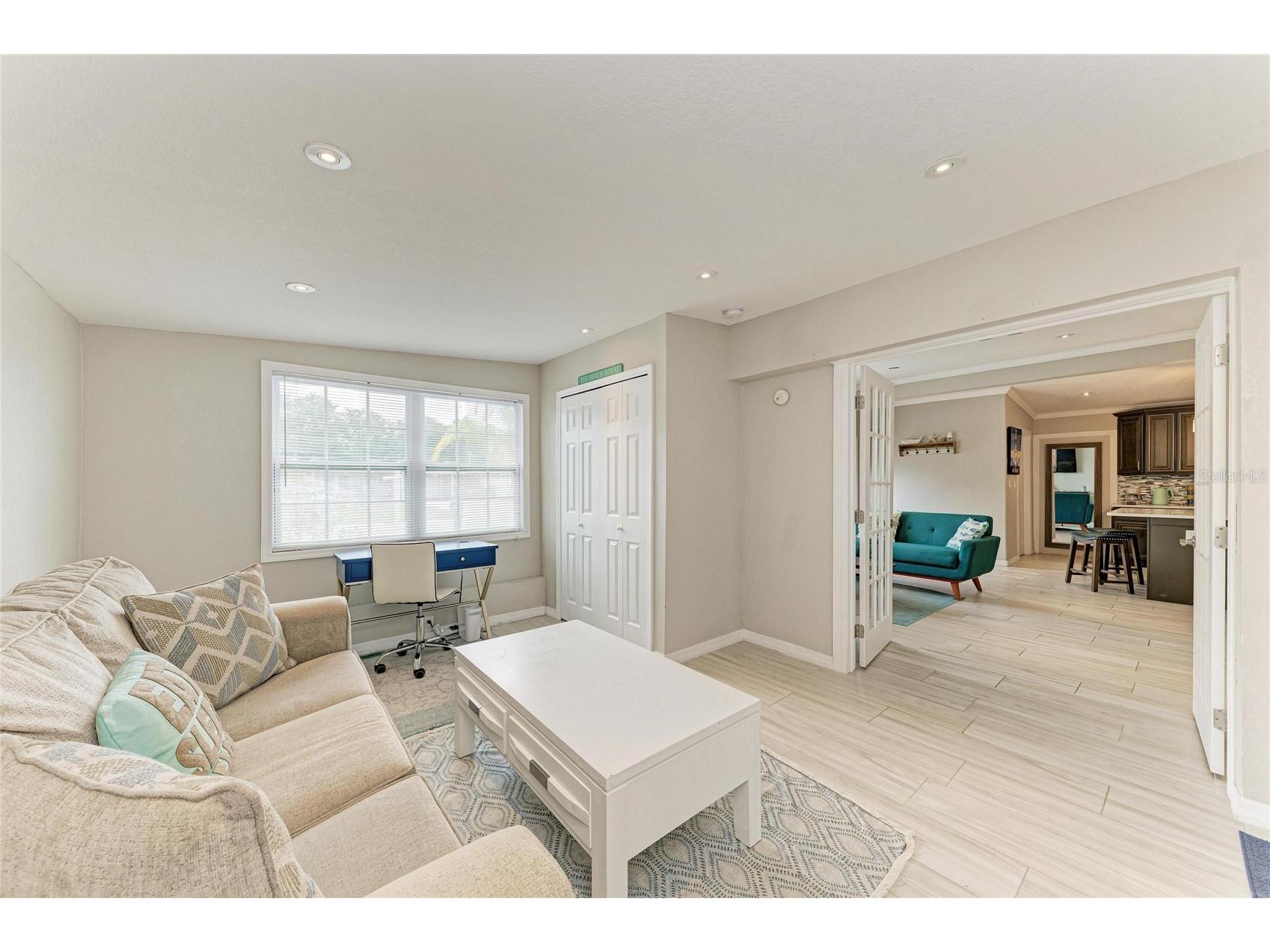 161 Suntan Avenue Sarasota FL 34237 A4696666 image7