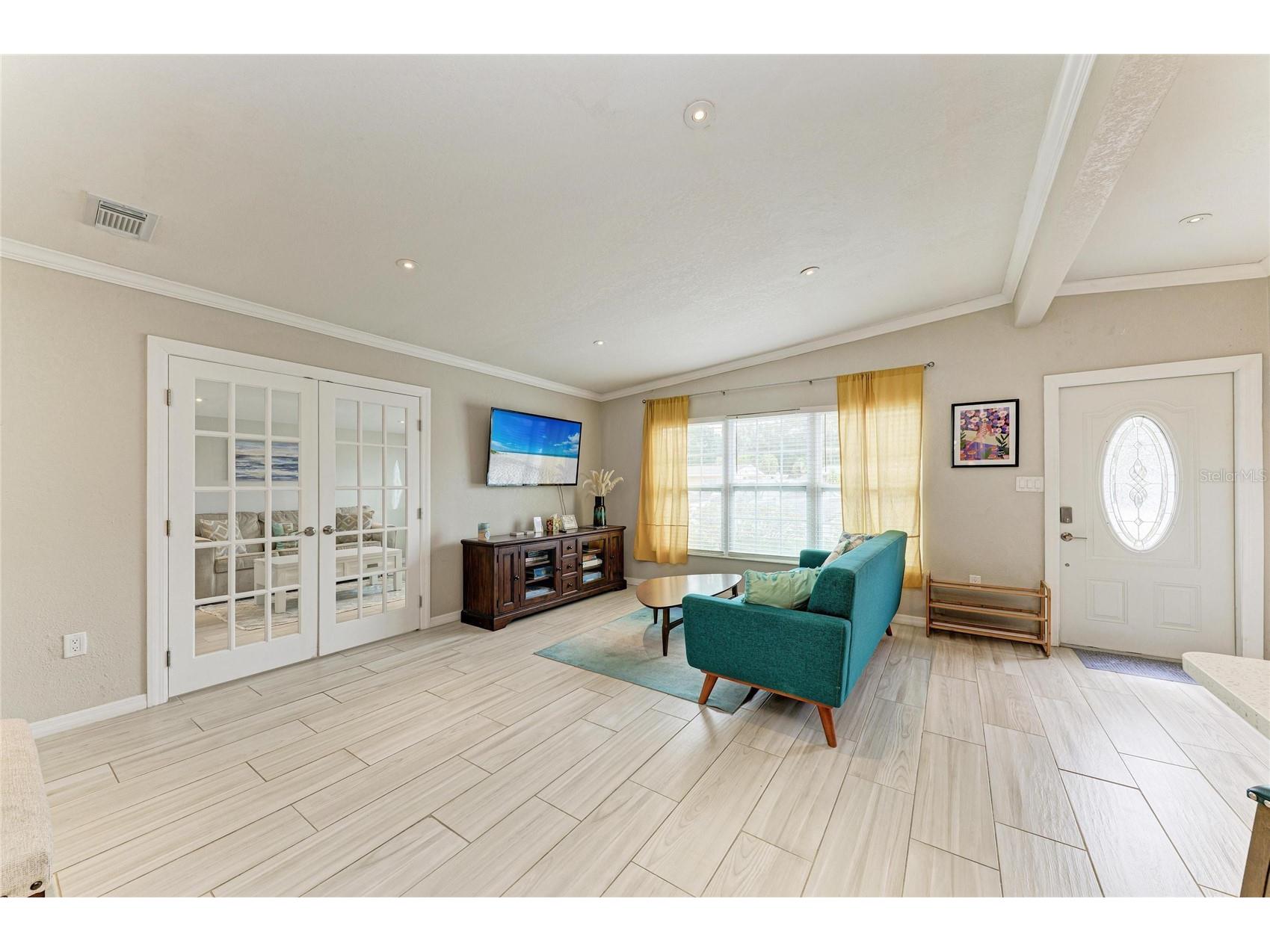 161 Suntan Avenue Sarasota FL 34237 A4696666 image9