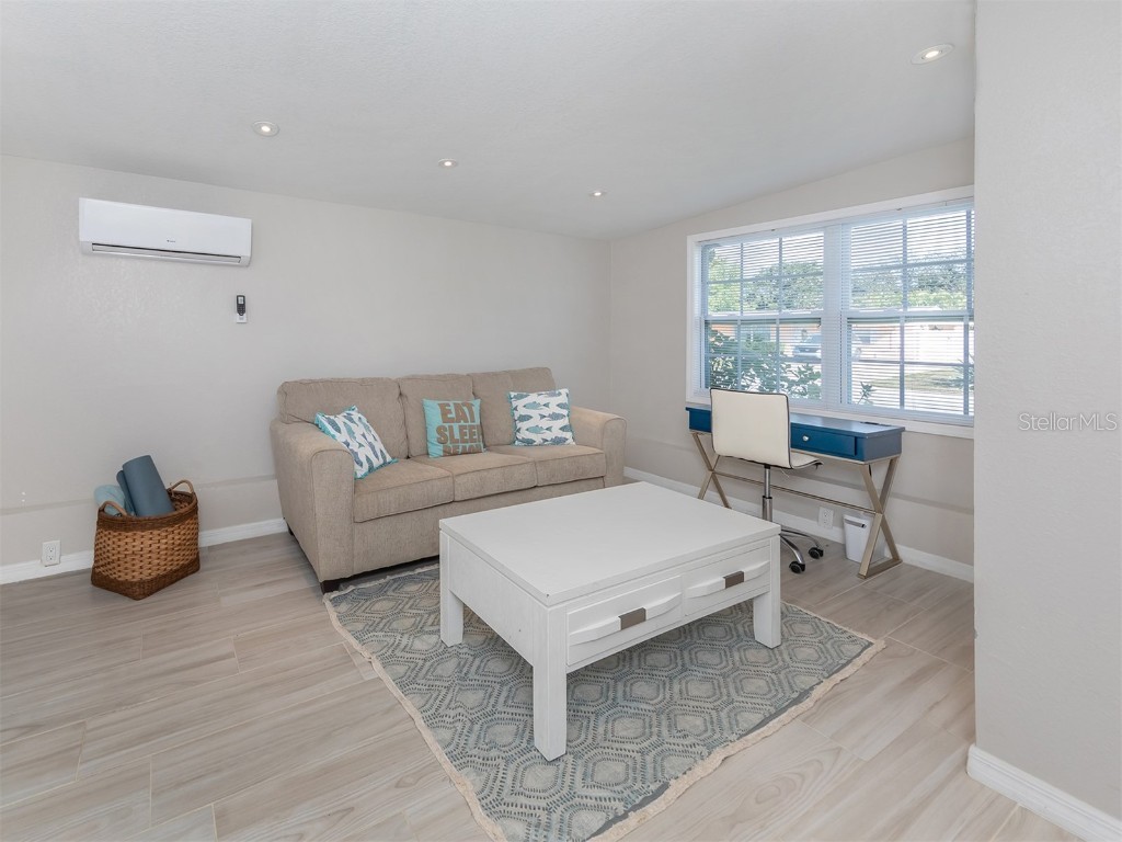 161 Suntan Avenue Sarasota FL 34237 N6123947 image11