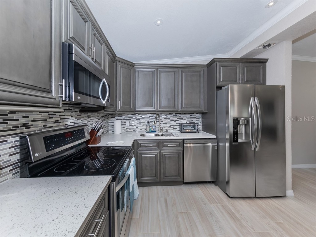 161 Suntan Avenue Sarasota FL 34237 N6123947 image21