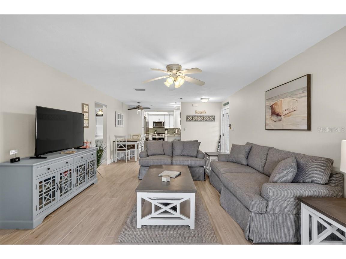 161 Vista Hermosa Circle #26-A Sarasota FL 34242 A4667260 image13