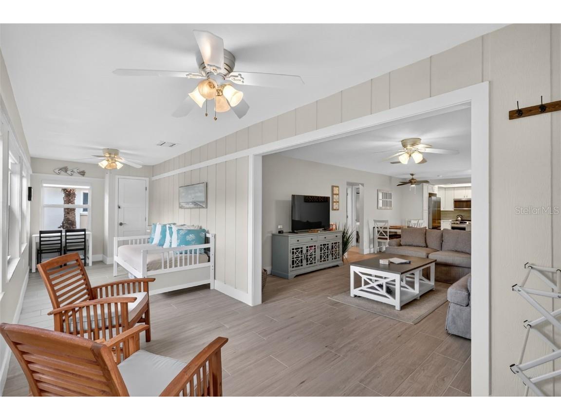 161 Vista Hermosa Circle #26-A Sarasota FL 34242 A4667260 image14