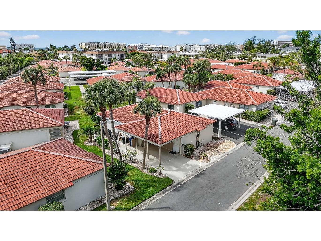 161 Vista Hermosa Circle #26-A Sarasota FL 34242 A4667260 image33