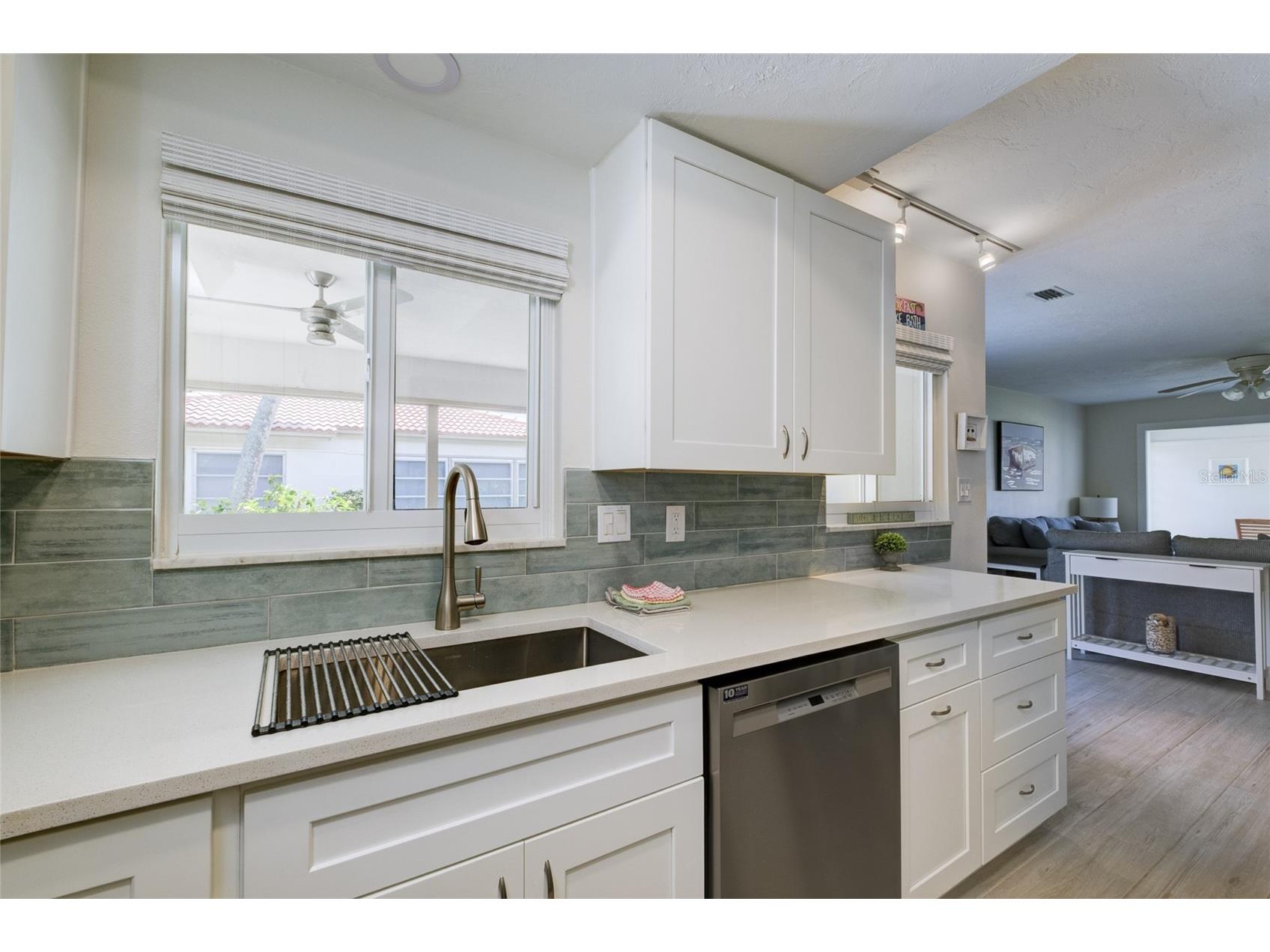 161 Vista Hermosa Circle #26A Sarasota FL 34242 A4698372 image15
