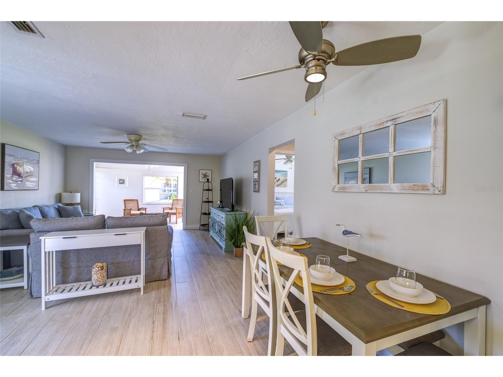 161 Vista Hermosa Circle #26A Sarasota FL 34242 A4698372 image17