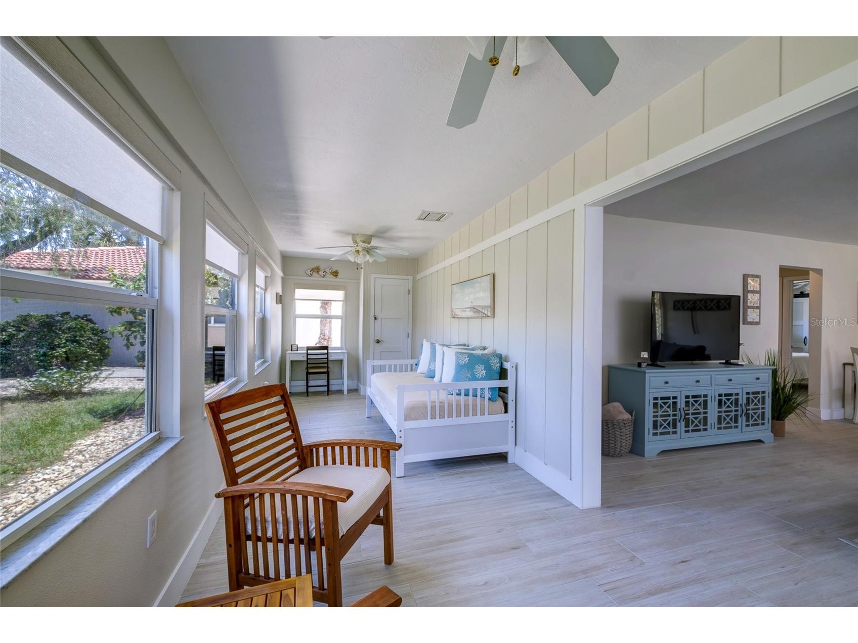 161 Vista Hermosa Circle #26A Sarasota FL 34242 A4698372 image32
