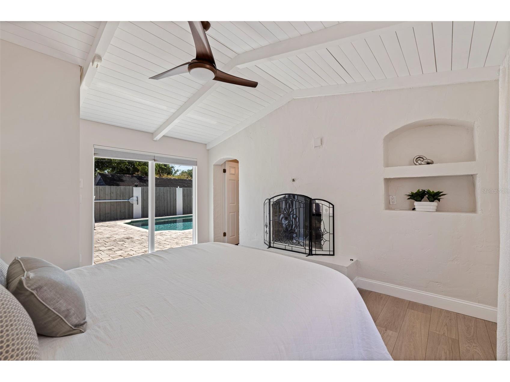 1610 14th Street N Saint Petersburg FL 33704 TB8470701 image20
