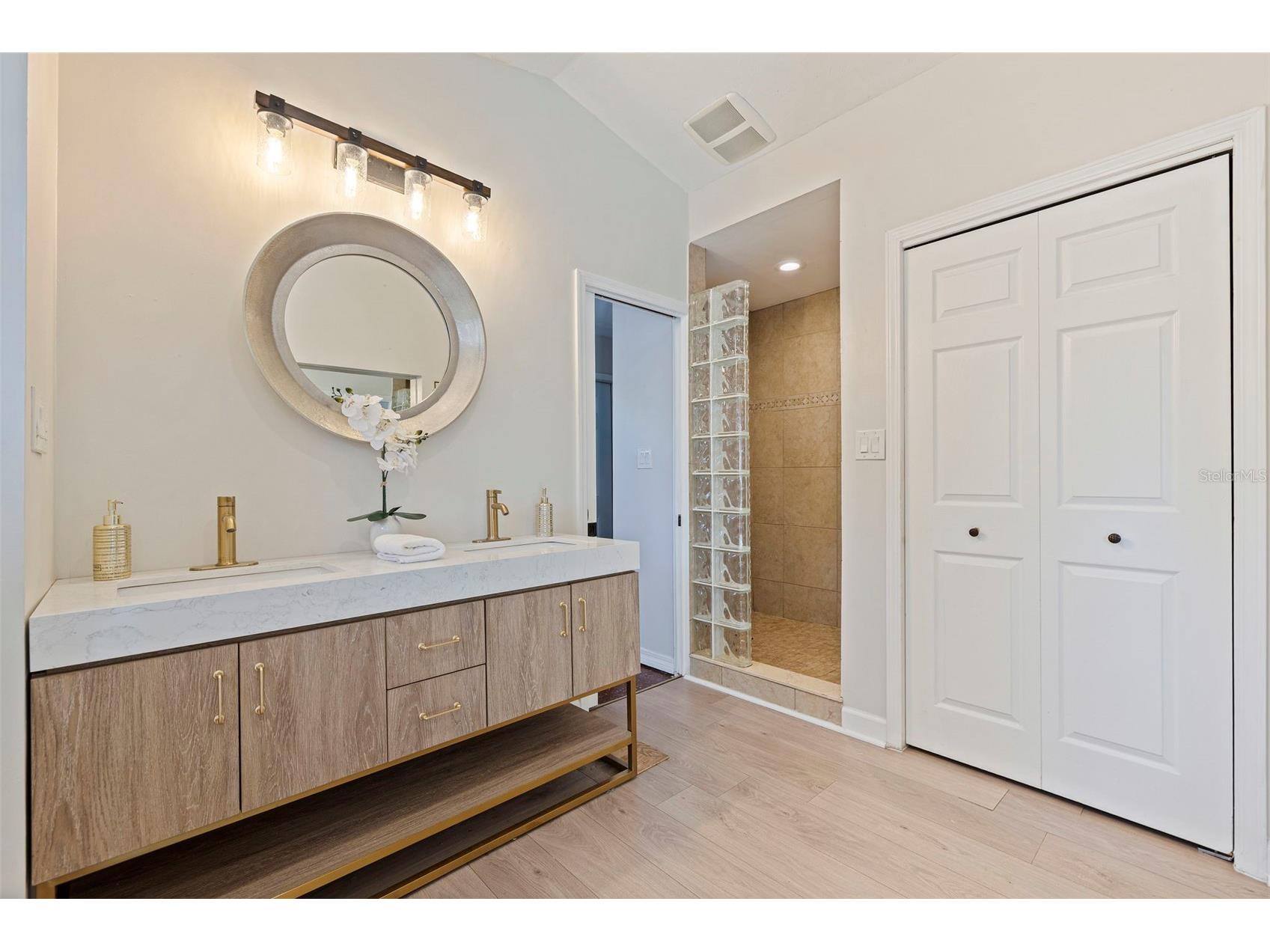 1610 14th Street N Saint Petersburg FL 33704 TB8470701 image22