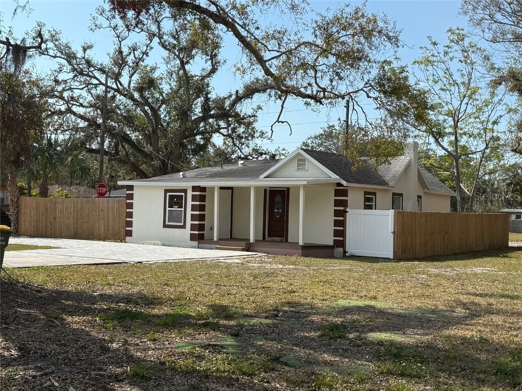 1610 24th Street Sarasota FL 34234 A4638856 image1