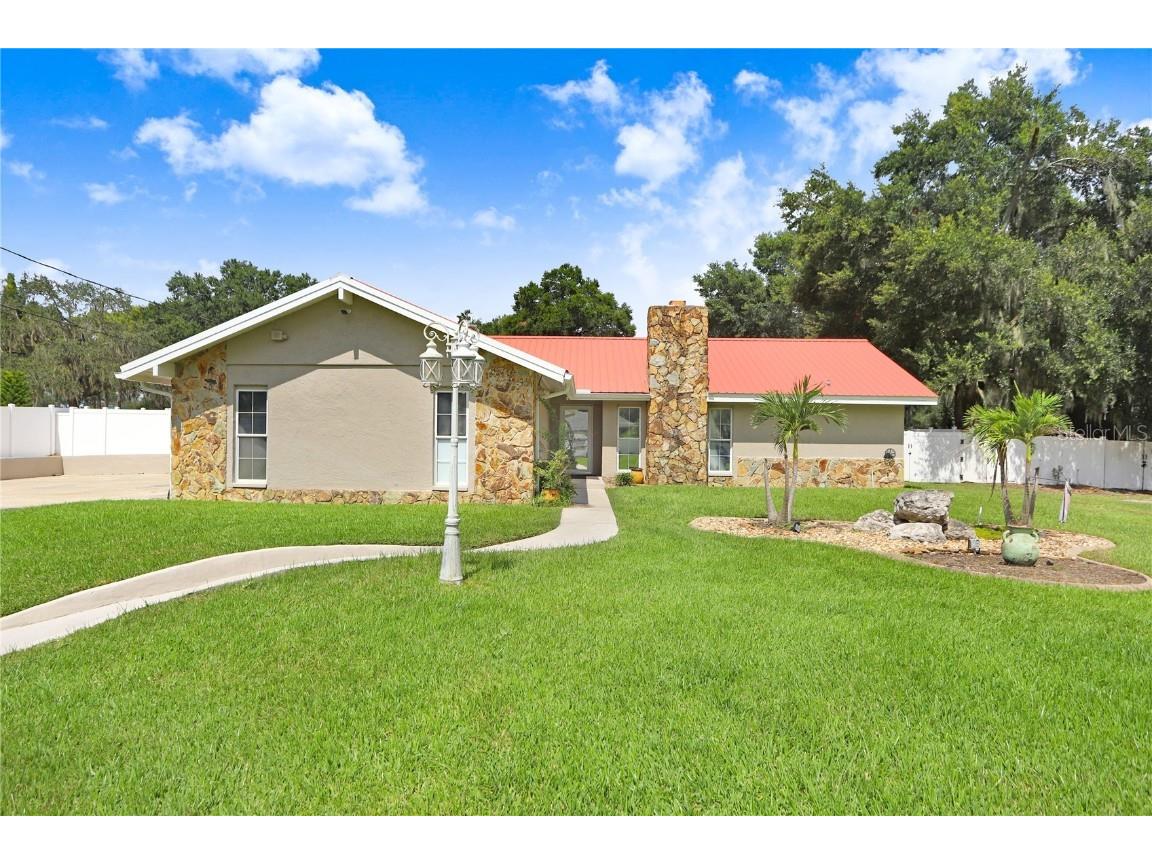 1610 Bates Street Brandon FL 33510 T3477954 image1