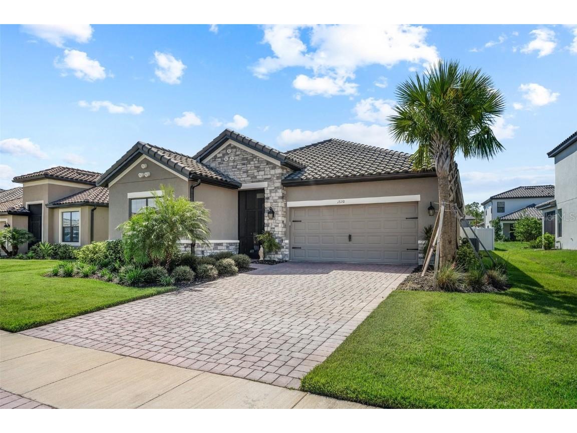 1610 Goblet Cove Street Kissimmee FL 34746 - LAKE TOHO S5091694 image1