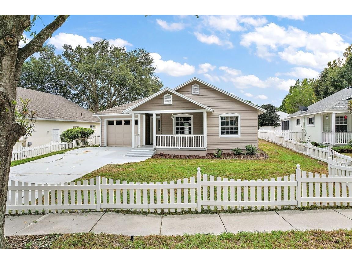 1610 Laurel Way Tavares FL 32778 G5073177 image1